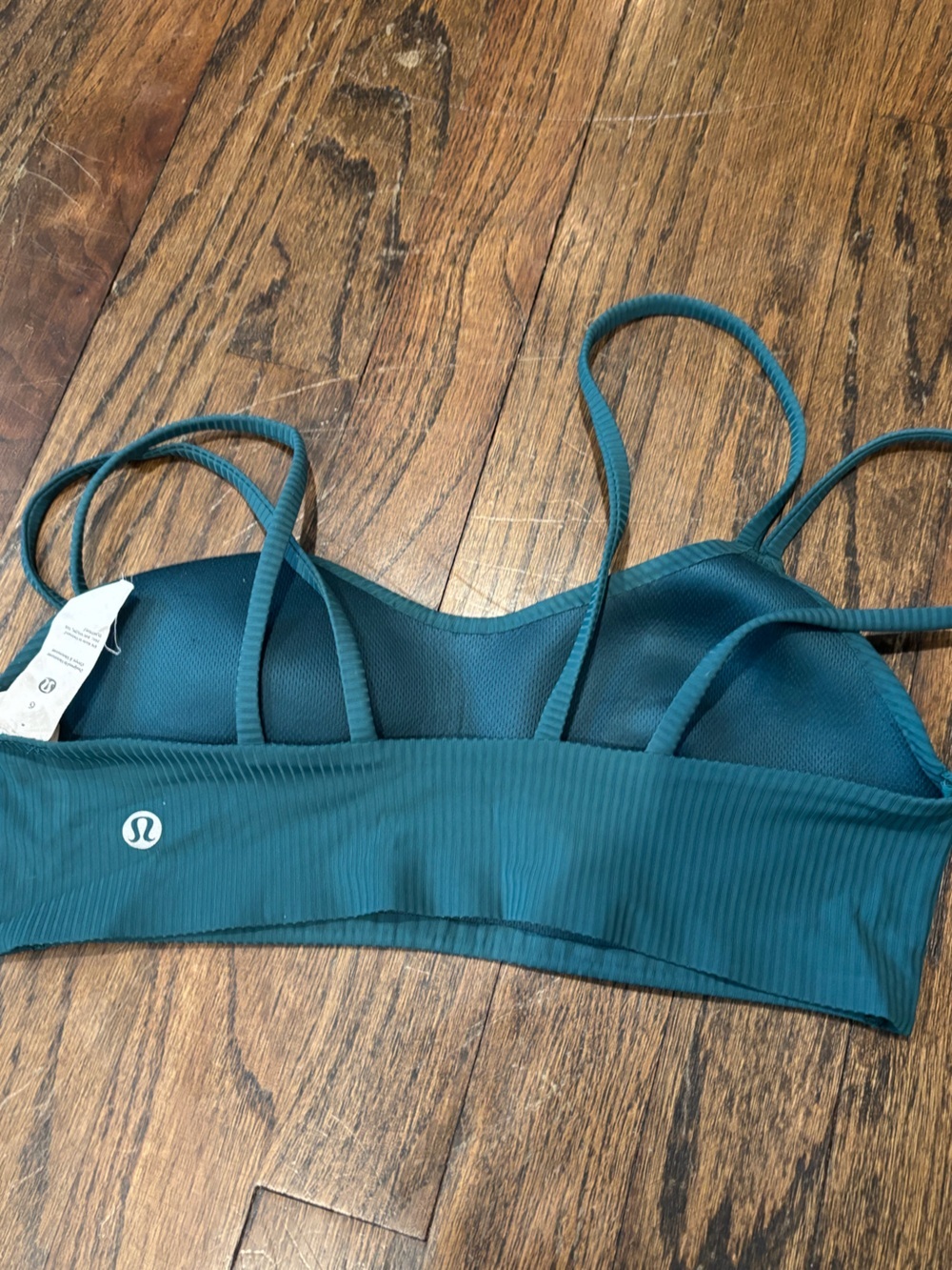 lululemon athletica teal lined pattern Strappy Sports Bra women’s size 6 - Picture 2 of 8